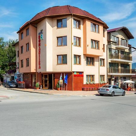 Family Hotel Romantika Velingrad Eksteriør billede